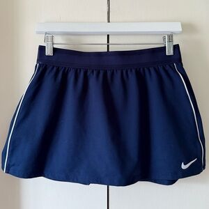 Nike Navy Athletic Tennis Skirt with White Accents Size Medium